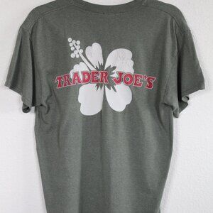 Trader Joes Army Green Medium Crew T-Shirt